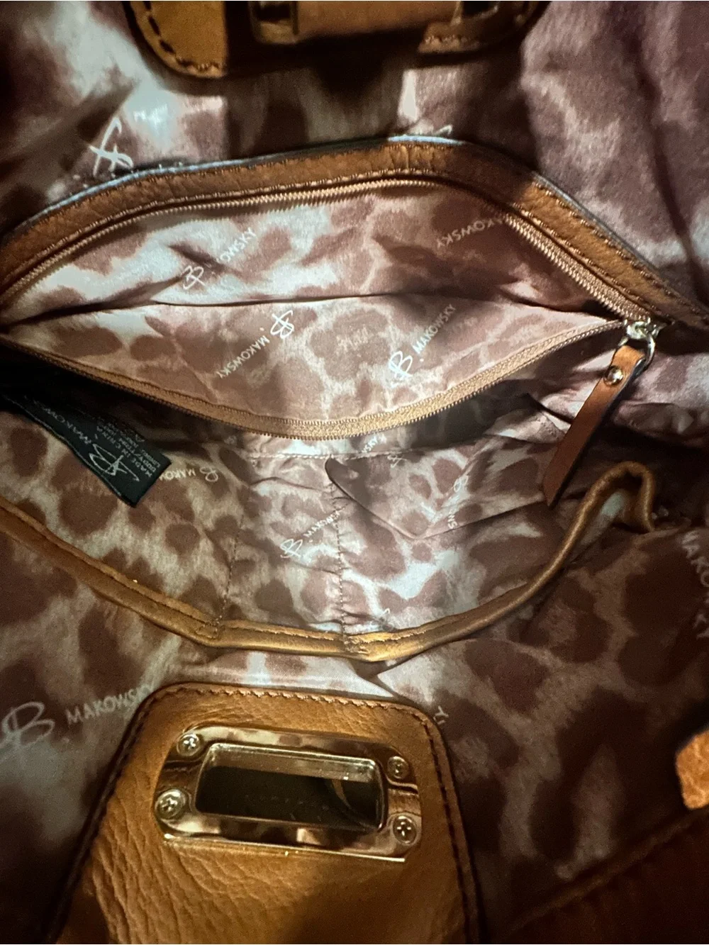 Women's Tan Leather Crossbody Bag - Classic Everyday Style